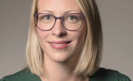Mir hat besonders gut gefallen, dass die Lernatmosphäre sehr offen ist und in den Gruppen darauf geachtet wird, dass jeder Mensch mit seiner individuellen Art „richtig“ und willkommen ist.